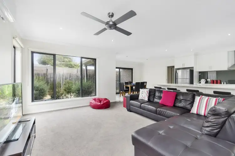 2/152 Asbury Street East, Ocean Grove VIC 3226