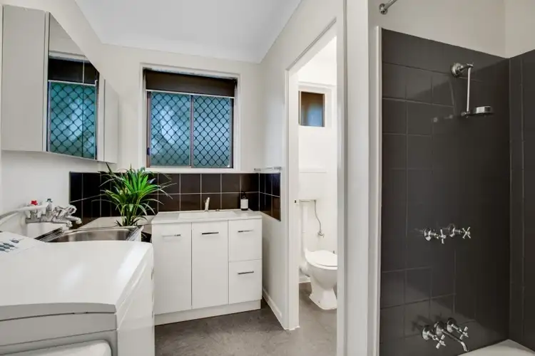 Third view of Homely apartment listing, 4/354 Nepean Highway, Frankston VIC 3199