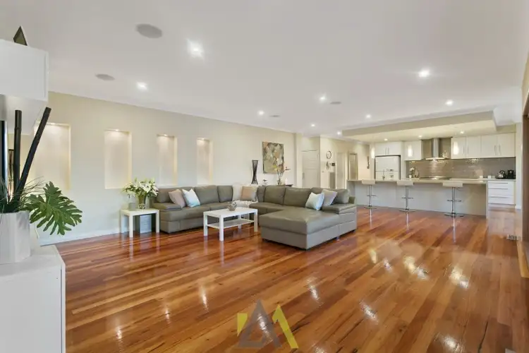 Sixth view of Homely house listing, 5 Crenada Close, Langwarrin VIC 3910