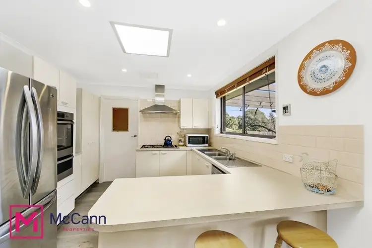 Sixth view of Homely house listing, 27 Cuthbert Circuit, Wanniassa ACT 2903