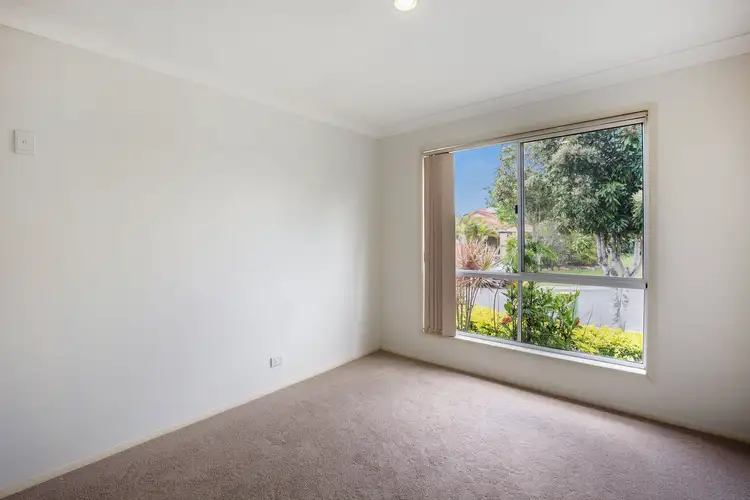 Seventh view of Homely house listing, 8 Harrow Place, Arundel QLD 4214