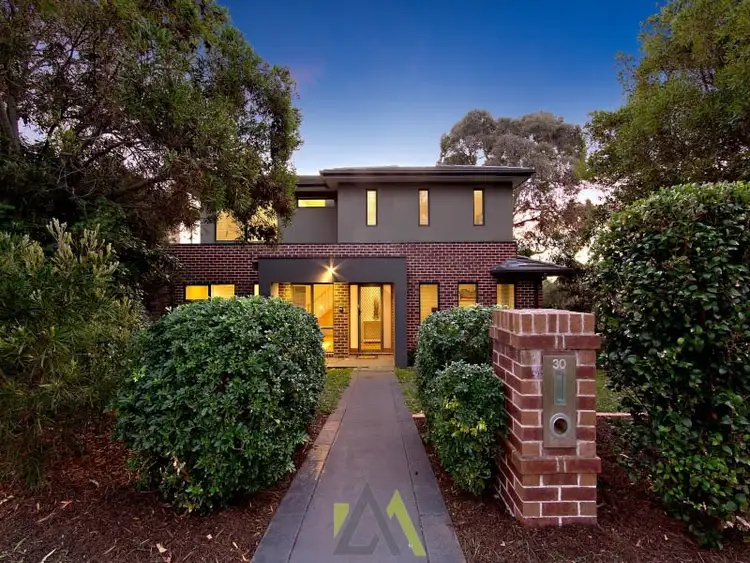 2/30 Yuille Street, Frankston VIC 3199