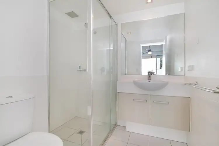 Fourth view of Homely unit listing, 52/1 Gaven Crescent, Mermaid Beach QLD 4218