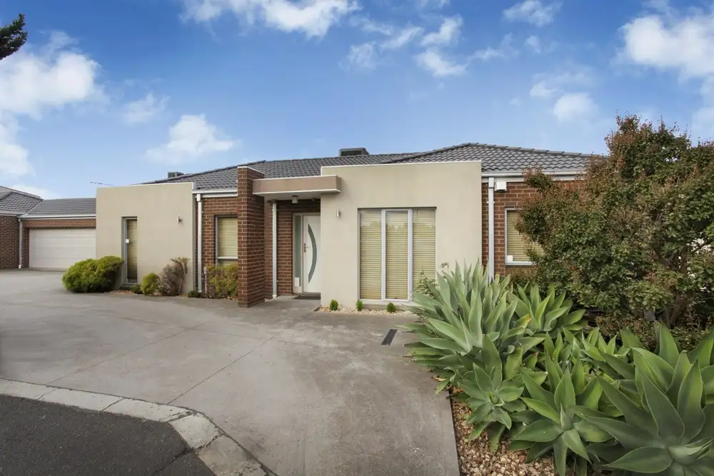 Main view of Homely unit listing, 1/30 Sunrise Drive, Sunshine West VIC 3020
