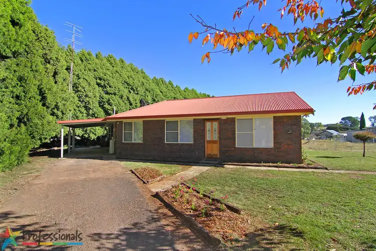 3174 New England Highway, Black Mountain NSW 2365