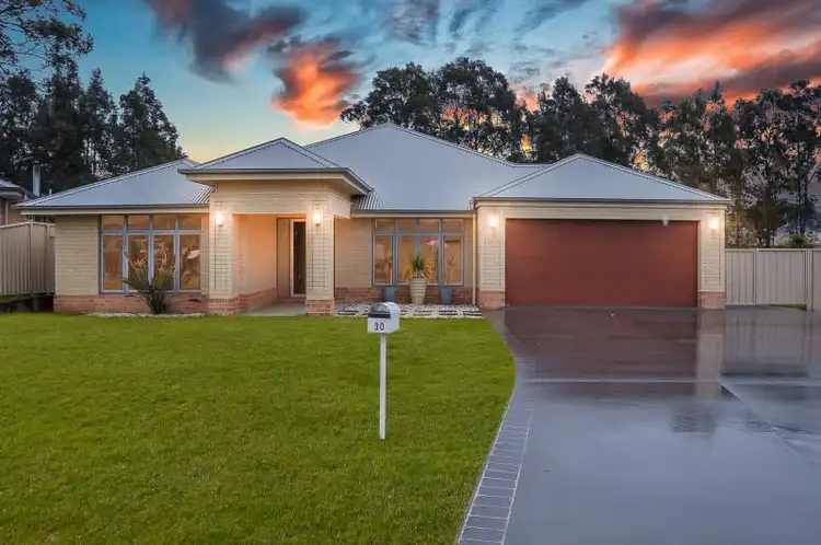 30 Blue Bell Way, Worrigee NSW 2540