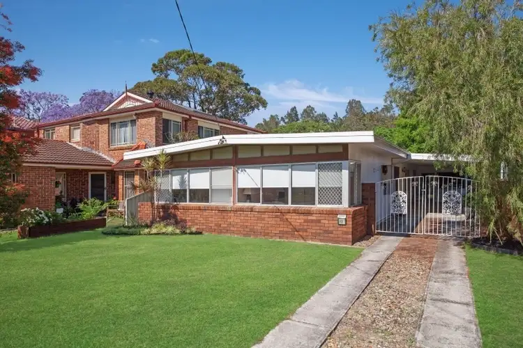 12 Fitzroy Street, Umina Beach NSW 2257