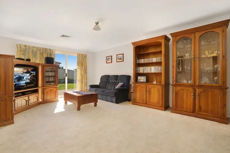 Second view of Homely house listing, 27 Lemonwood Circuit, Thornton NSW 2322