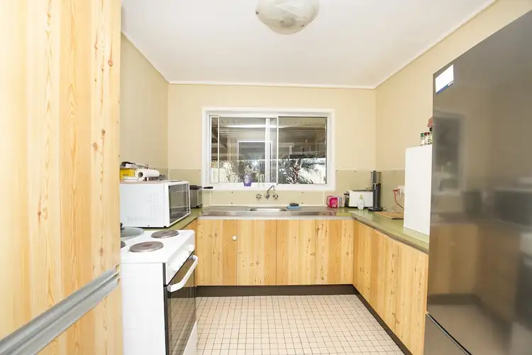 Fourth view of Homely house listing, 1 Bruce Crt, Kepnock QLD 4670