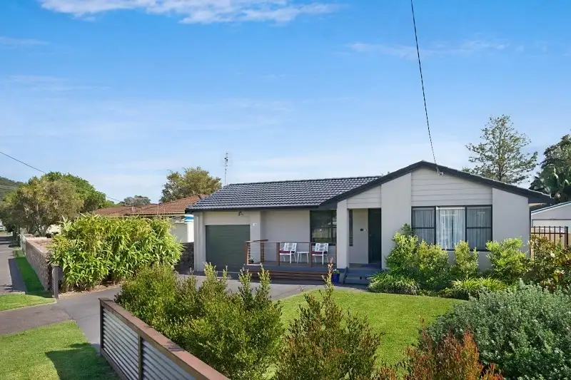 Main view of Homely house listing, 18 Bogan Road, Booker Bay NSW 2257