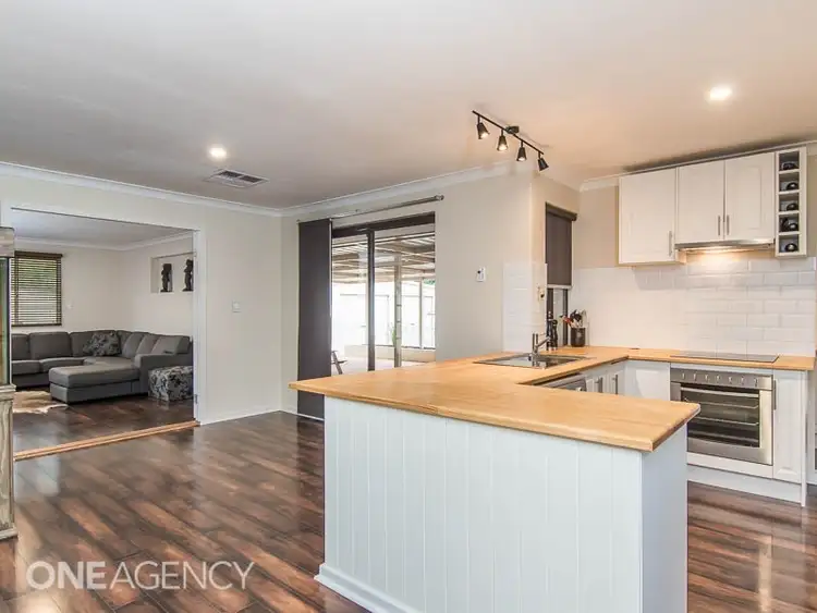 Second view of Homely house listing, 2 Culford Court, Camillo WA 6111