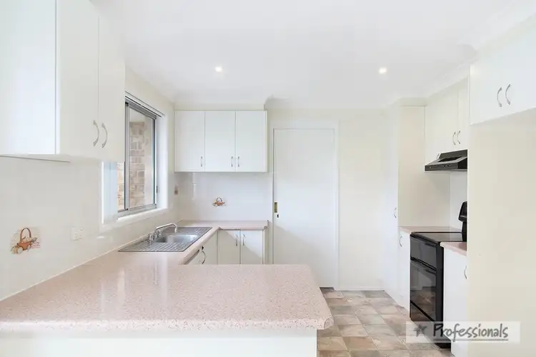 Fifth view of Homely house listing, 11 Eleanor Close, Armidale NSW 2350