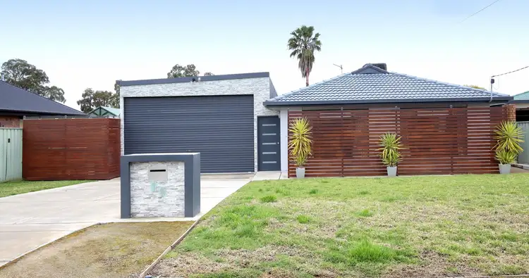 59 Vincent Road, Lake Albert NSW 2650