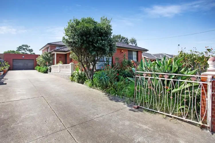 35 Sunhill Crescent, Ardeer VIC 3022