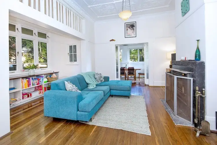 6 Durham Street, Mayfield NSW 2304