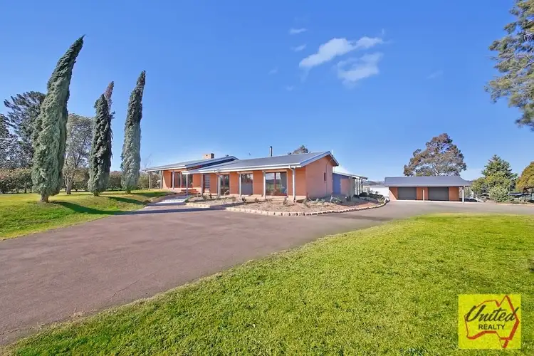 390 Montpelier Drive, The Oaks NSW 2570