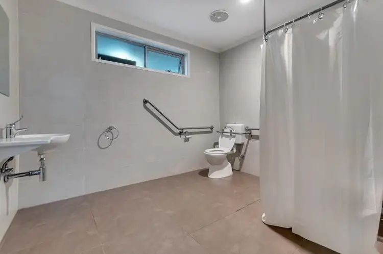 Fifth view of Homely house listing, 3 Pepe Court, Frankston VIC 3199