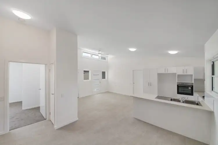 Sixth view of Homely villa listing, 3/73 Ocean Beach Road, Woy Woy NSW 2256