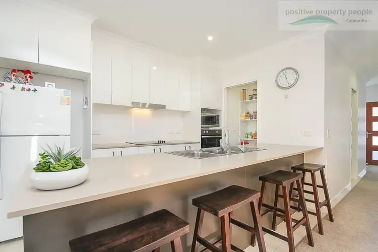 33 Pearl Crescent, Caloundra West QLD 4551