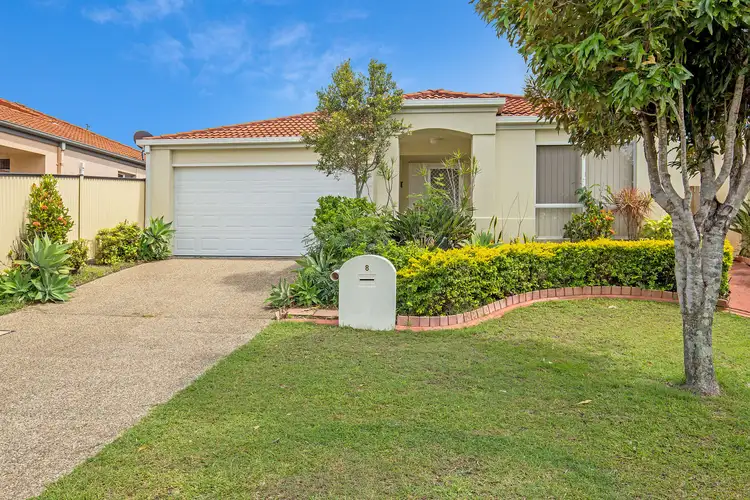 8 Harrow Place, Arundel QLD 4214