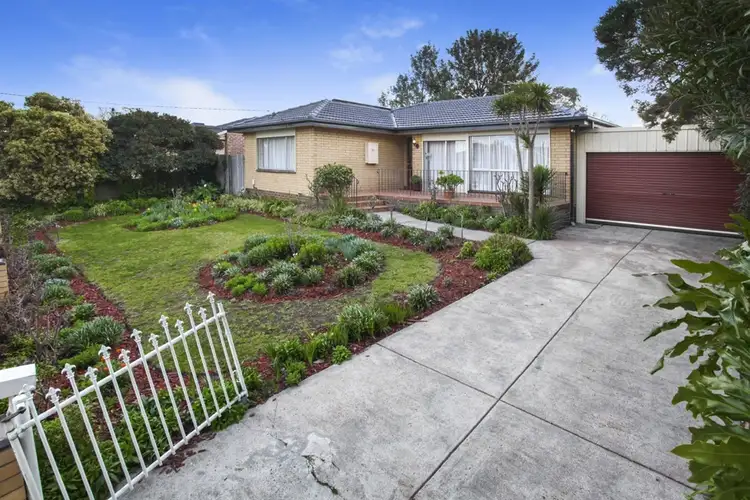 39 Sunhill Crescent, Ardeer VIC 3022