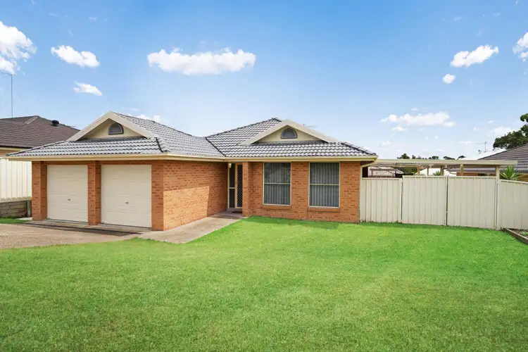 16 Carnarvon Circuit, East Maitland NSW 2323