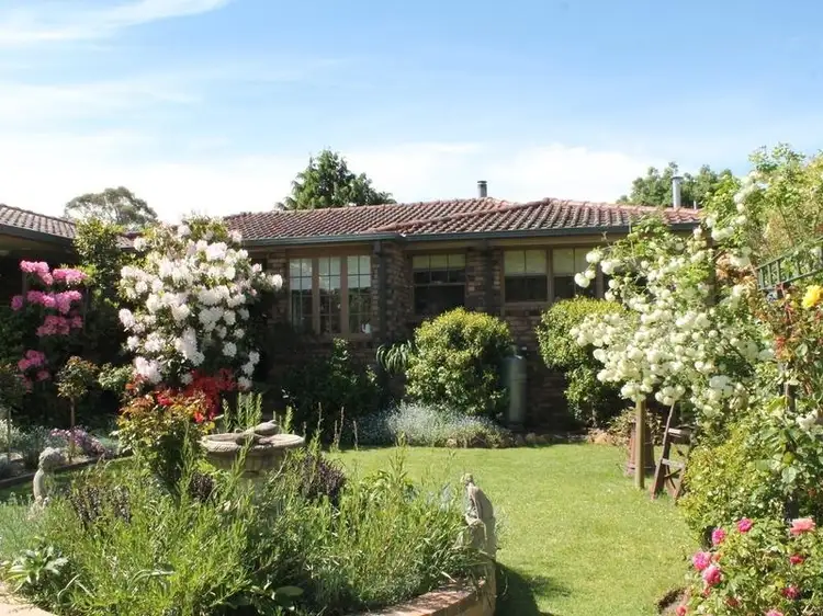 7 Catherine Street, Armidale NSW 2350