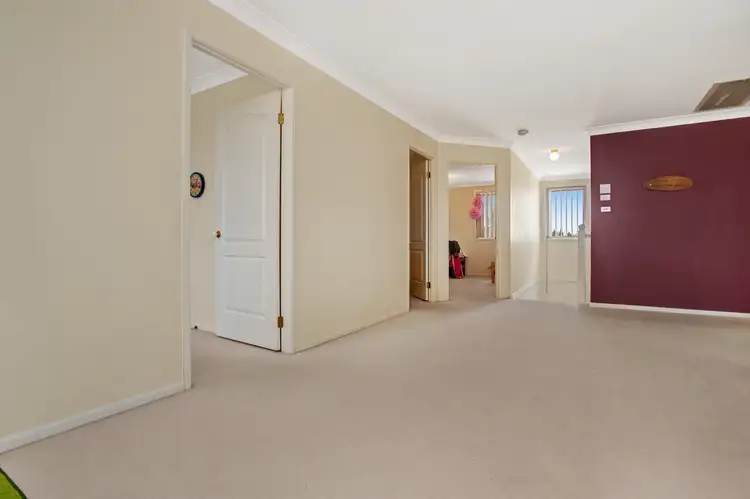 Sixth view of Homely house listing, 10 Laurel Close, Thornton NSW 2322