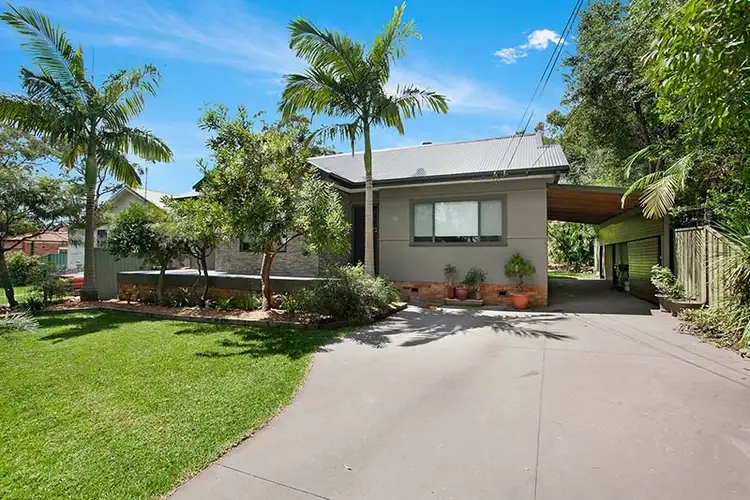 90 Wilson Parade, Heathcote NSW 2233