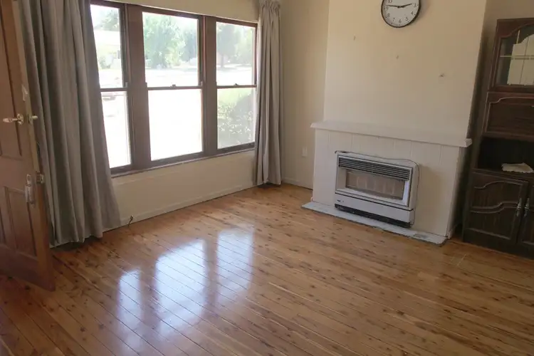 Fifth view of Homely house listing, 42 Fernleigh Road, Wagga Wagga NSW 2650