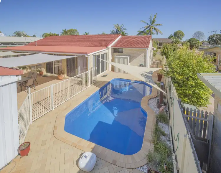 Second view of Homely house listing, 31 St Lucia Crescent, Avoca QLD 4670