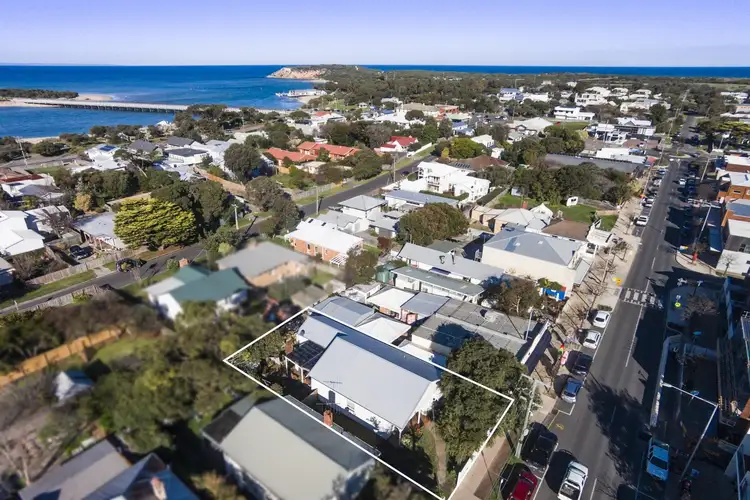 64 Hitchcock Avenue, Barwon Heads VIC 3227