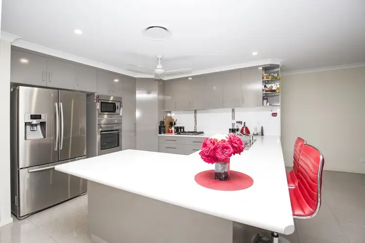 Fourth view of Homely house listing, 2 Yates Court, Kepnock QLD 4670