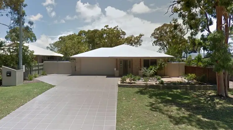 102 Exeter Street, Torquay QLD 4655