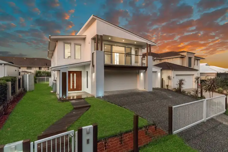 31 Christopher Place, Sinnamon Park QLD 4073