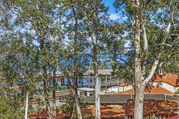 12/63 Donnison Street West, Gosford NSW 2250