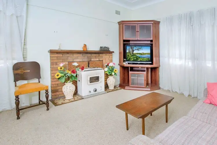 Fifth view of Homely house listing, 8 Contay Street, Mayfield NSW 2304
