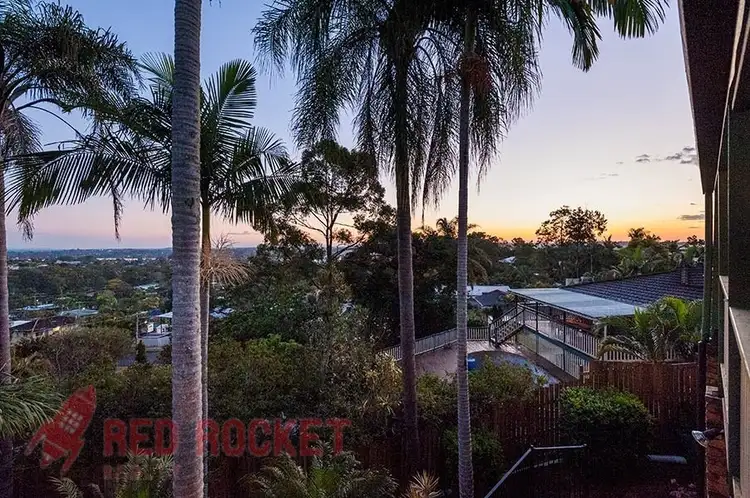 3 Cynthia Crescent, Springwood QLD 4127