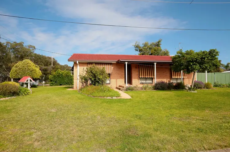 Third view of Homely house listing, 3 Michigan Drive, Lake Albert NSW 2650