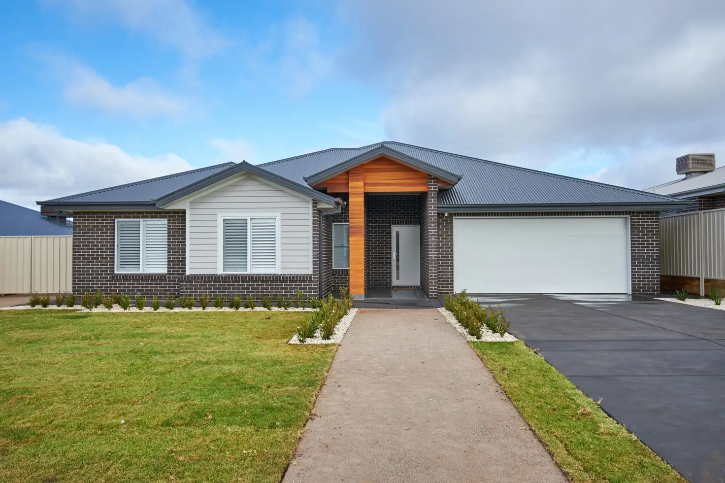 Main view of Homely house listing, 7 Morris Crescent, Gobbagombalin NSW 2650