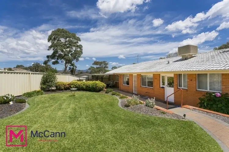 1 Lobb Place, Wanniassa ACT 2903