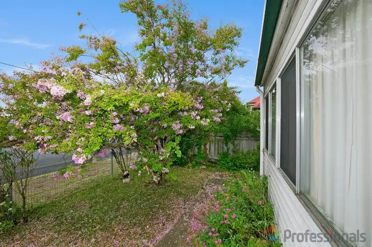 Second view of Homely house listing, 122 Douglas Street, Armidale NSW 2350