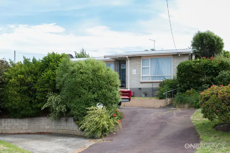16 Montgomery Court, Norwood TAS 7250