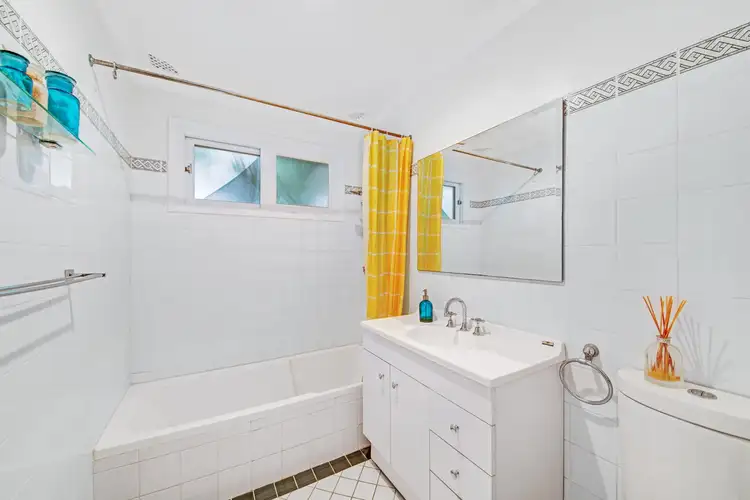 Sixth view of Homely house listing, 15 Sunshine Drive, Point Clare NSW 2250