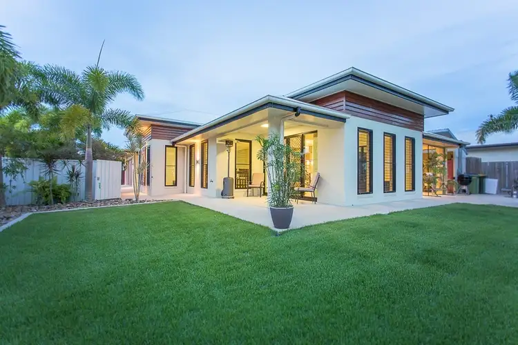 1 Schooner Avenue, Shoal Point QLD 4750