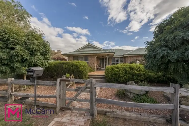 2 Nelanglo Street, Gunning NSW 2581