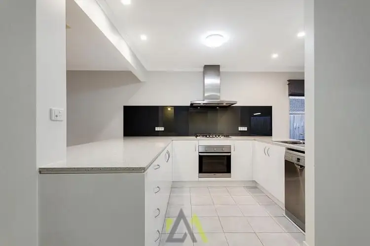 Sixth view of Homely house listing, 8 Lynne Court, Langwarrin VIC 3910