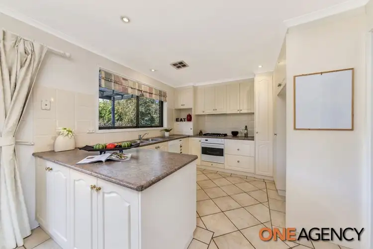 Fourth view of Homely house listing, 7 Payne Place, Fadden ACT 2904