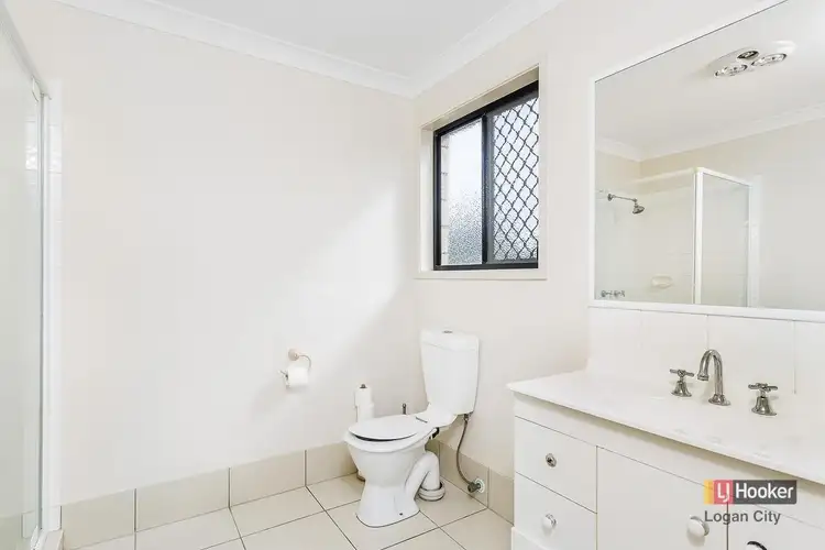 Fifth view of Homely house listing, 16 Ashmore Close, Marsden QLD 4132