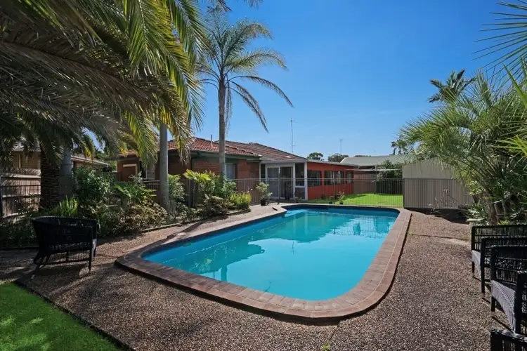 5 Karingal Close, Woy Woy NSW 2256